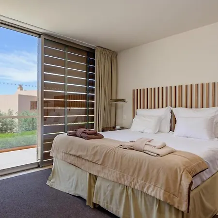 Herdade Dos Salgados, Beach Villa, 3 بيت للعطل